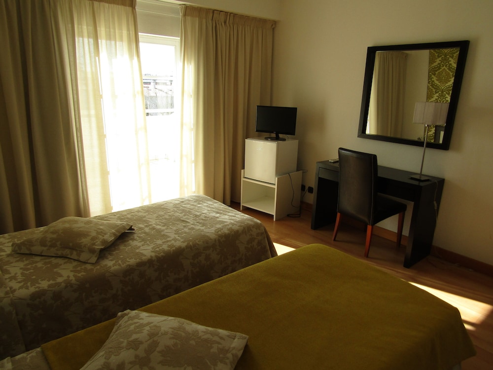 Classic Twin Room photo 2