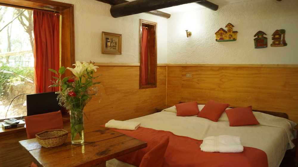 Cabin (El Jardin) photo 2
