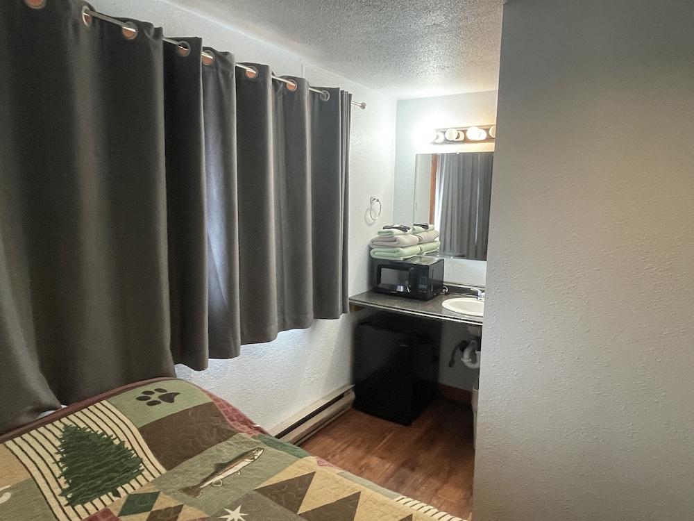 Standard Room, 1 Double Bed, Non Smoking (Single Room) photo 1