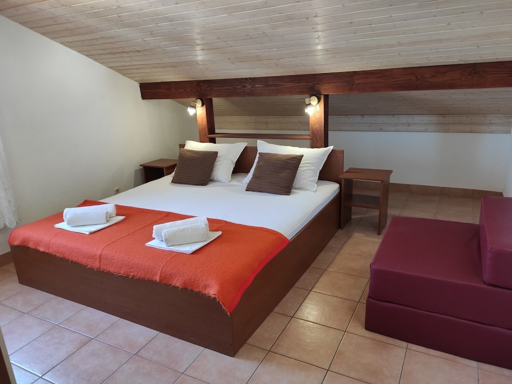 Apartment (Nives - great location - A1(6))