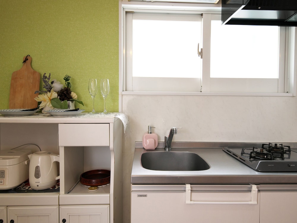 Designers Double with Kitchen, Non Smoking - Photo 7