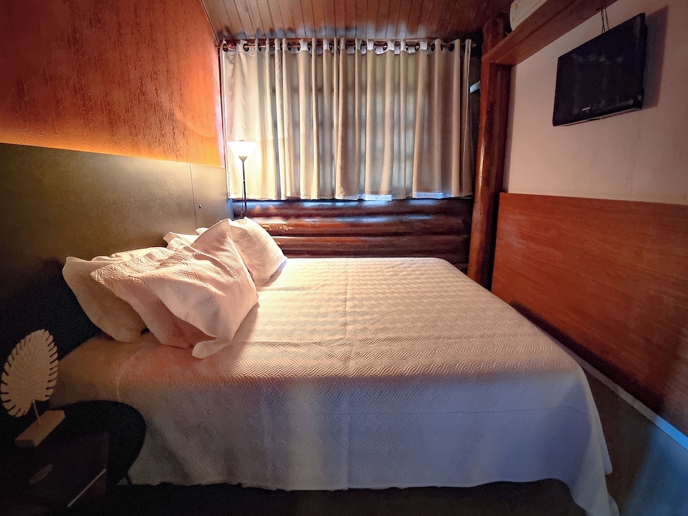 Deluxe Room, 2 Bedrooms, Jetted Tub, Lagoon View photo 3