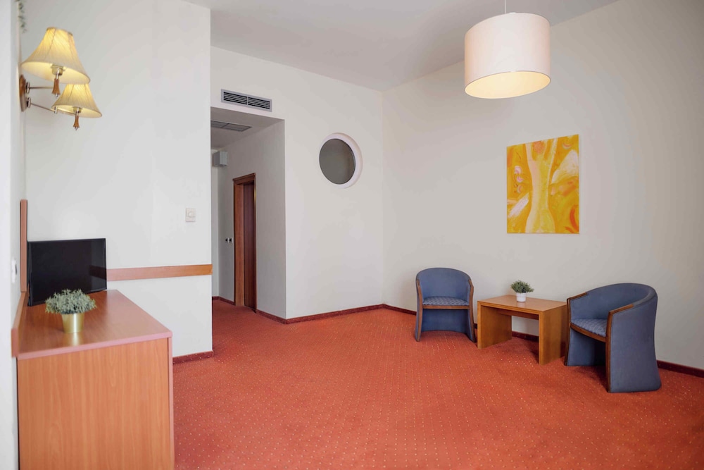 Superior Double Room with Sea View - Photo 5