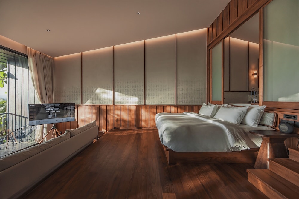 Premium Suite, Balcony, Garden View photo 3