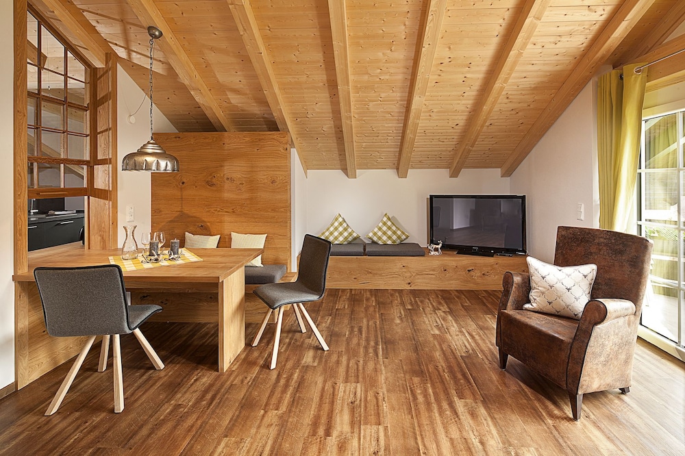 Deluxe Condo, 1 Bedroom, Accessible, Mountain View (209 | trettachSPITZ) photo 3