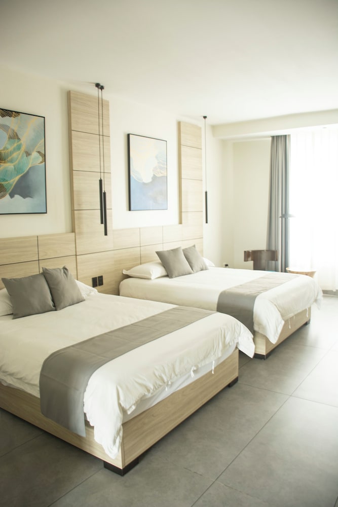Premium Room, 2 Queen Size Beds photo 2