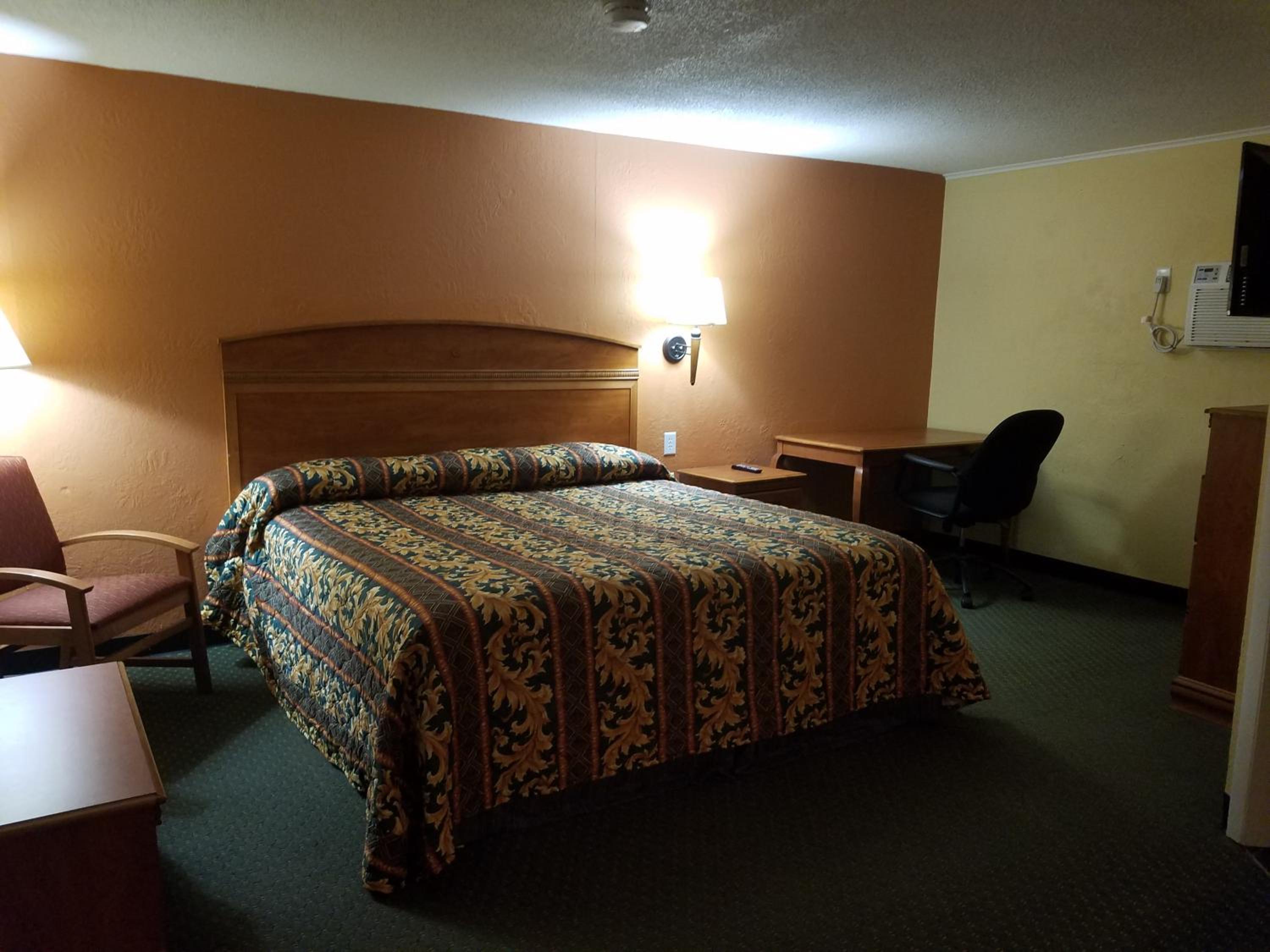 Deluxe Single Room