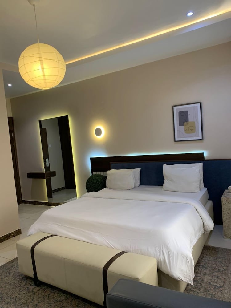 Deluxe Room - Photo 1