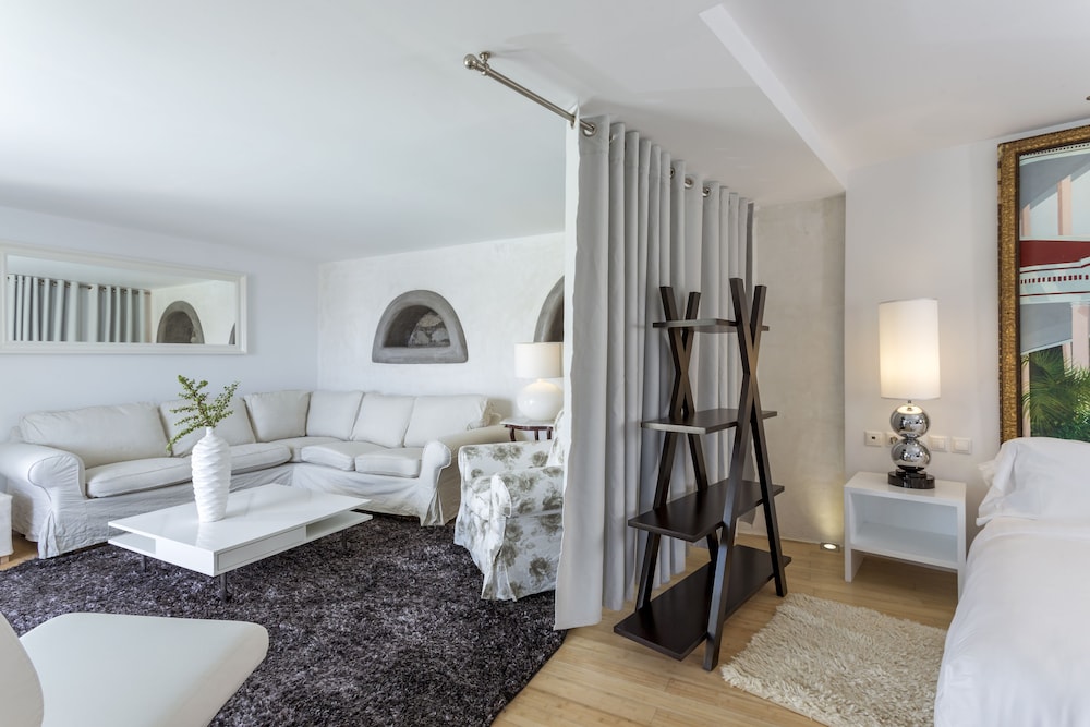 Grand Villa, 1 Bedroom, Sea View photo 3