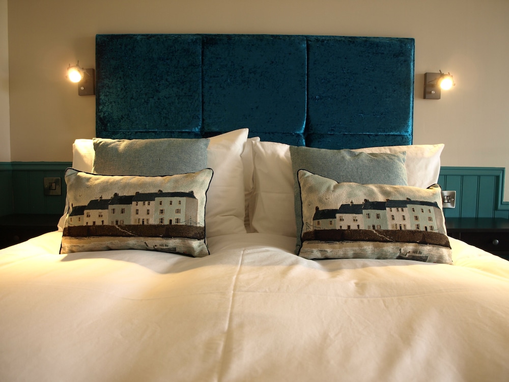 Luxury Studio, 1 King Bed, Sea View (Blue) photo 2
