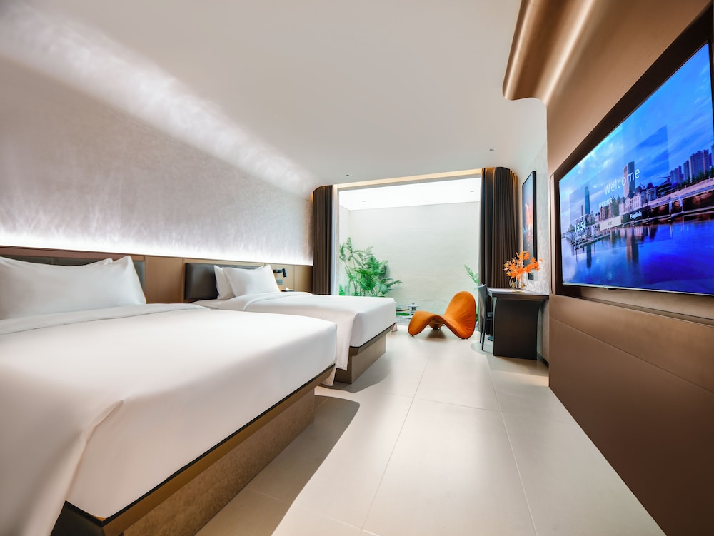 Comfort Triple Room, Courtyard View