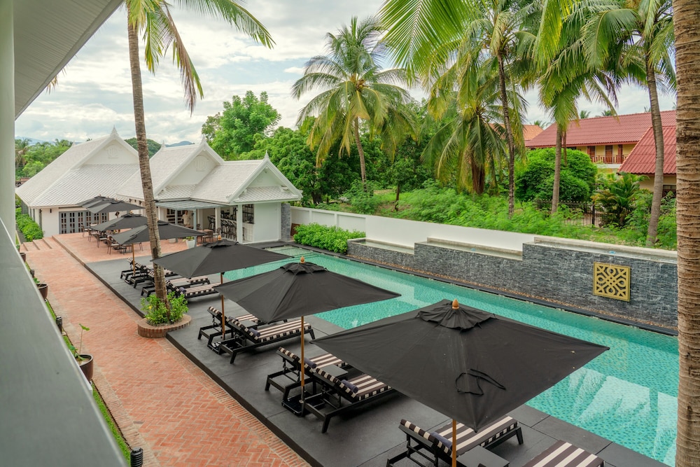 Deluxe Pool View Double Room - Photo 6