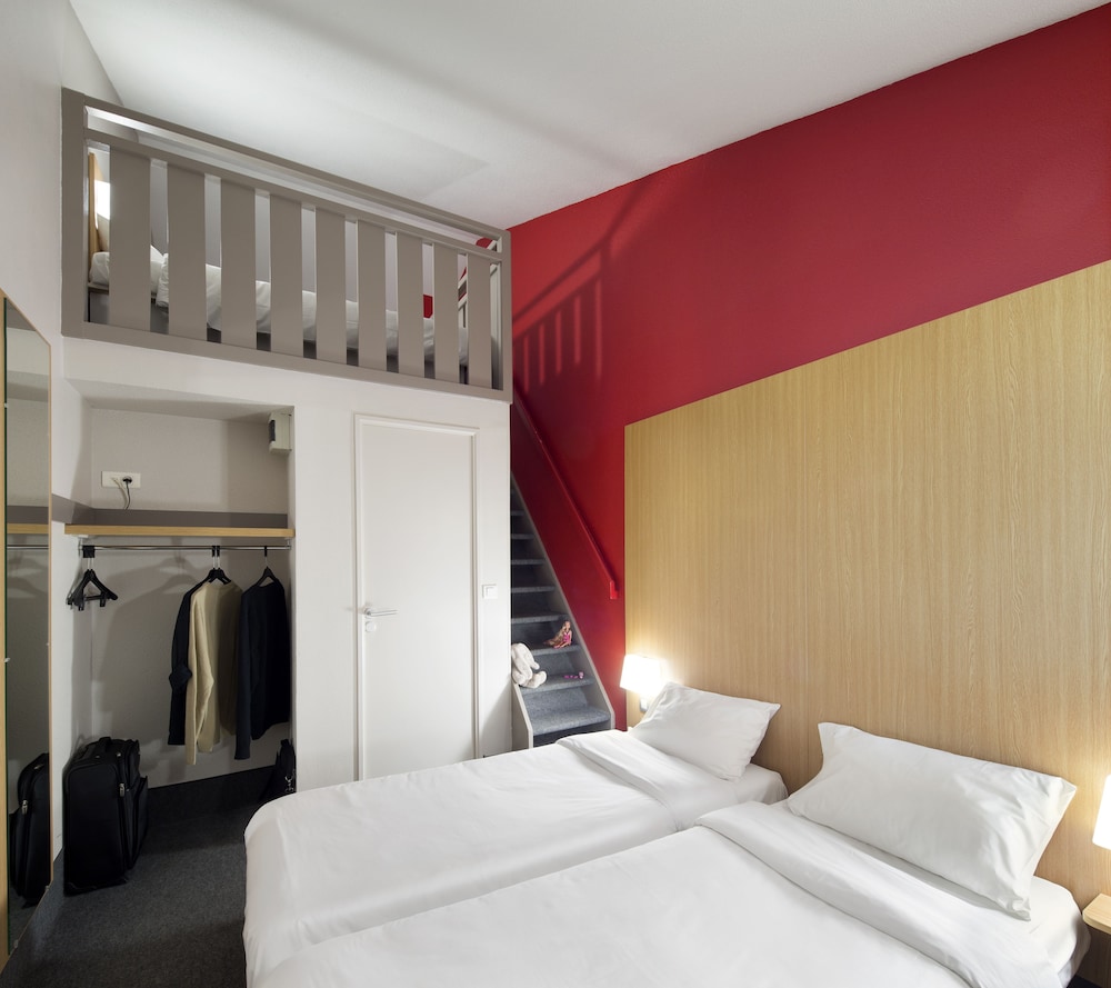 Quadruple Room, Non Smoking photo 2