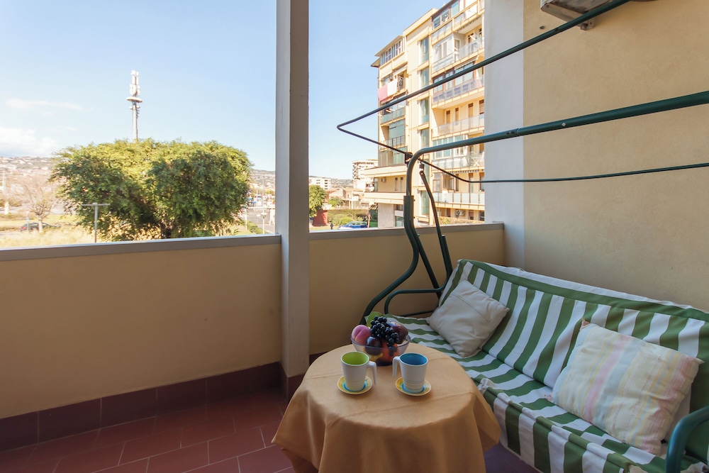 Family Apartment, Multiple Bedrooms (Happy Apartment Nettuno Close To Sea)