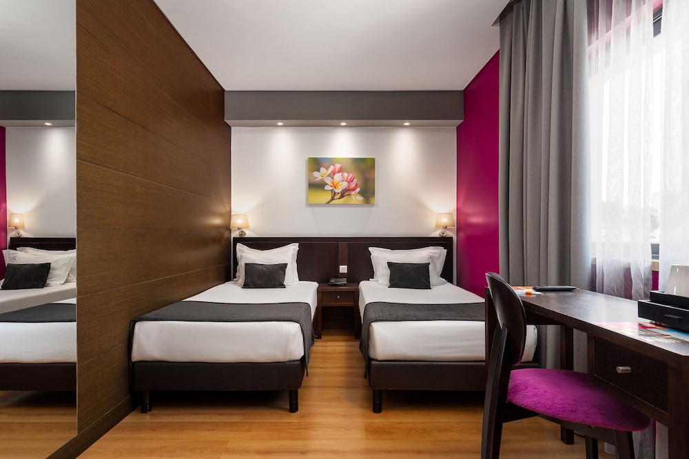 Family Twin Room
