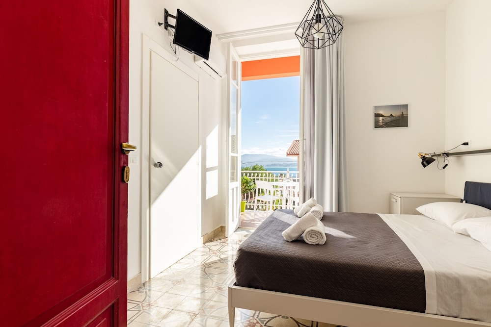Double Room (1 - Capo Zafferano) photo 1