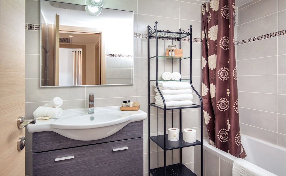 Superior Apartment, 1 Bedroom, Balcony photo 2