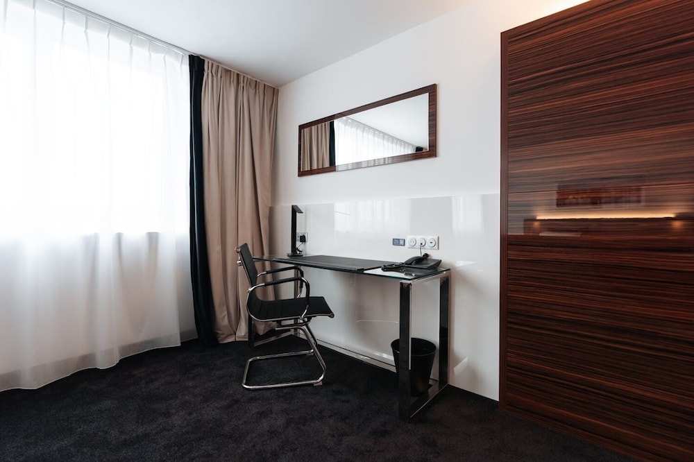 Prestige Suite - Photo 4