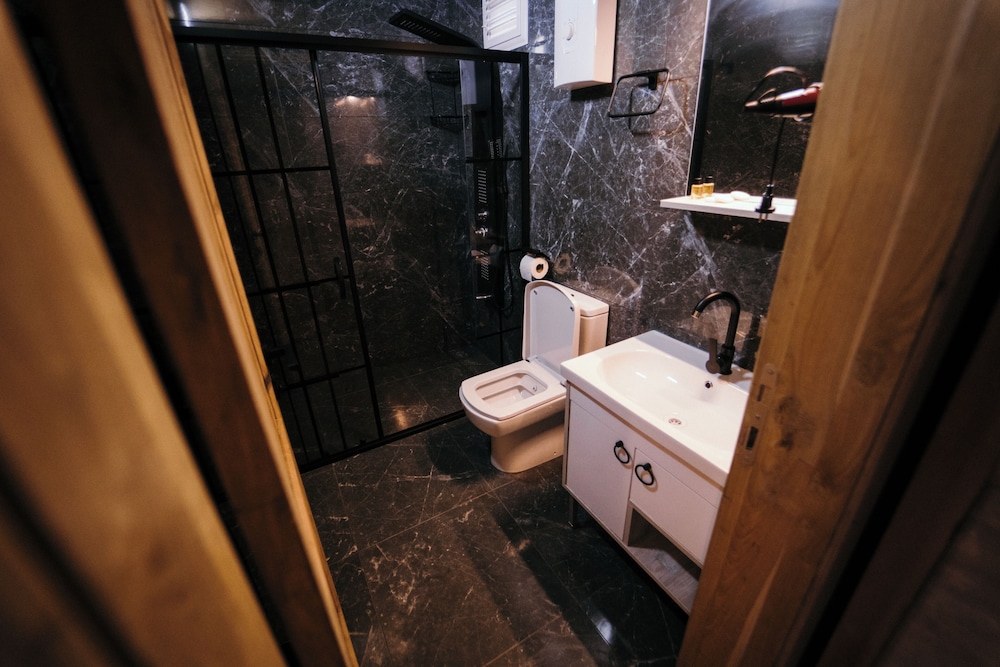 Comfort Suite photo 3