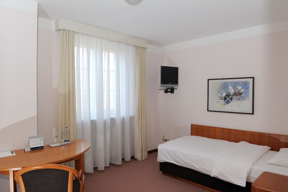Exclusive Single Room, 1 Bedroom photo 2