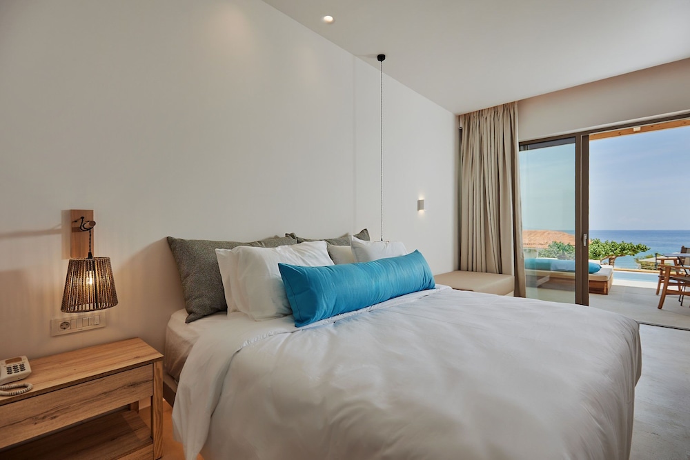 Suite Junior, piscine privée, vue mer