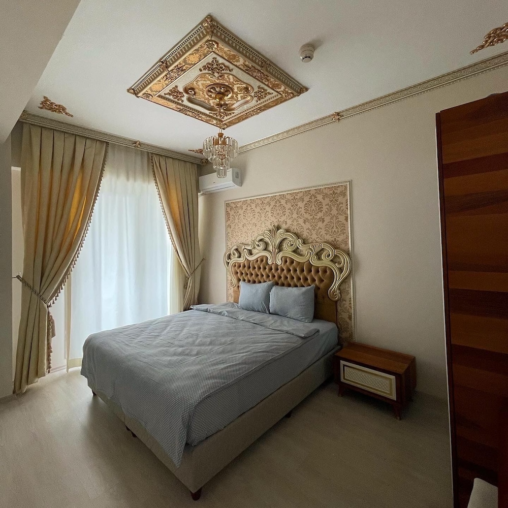 Royal Apartment, 2 Bedrooms, Non Smoking, City View photo 1