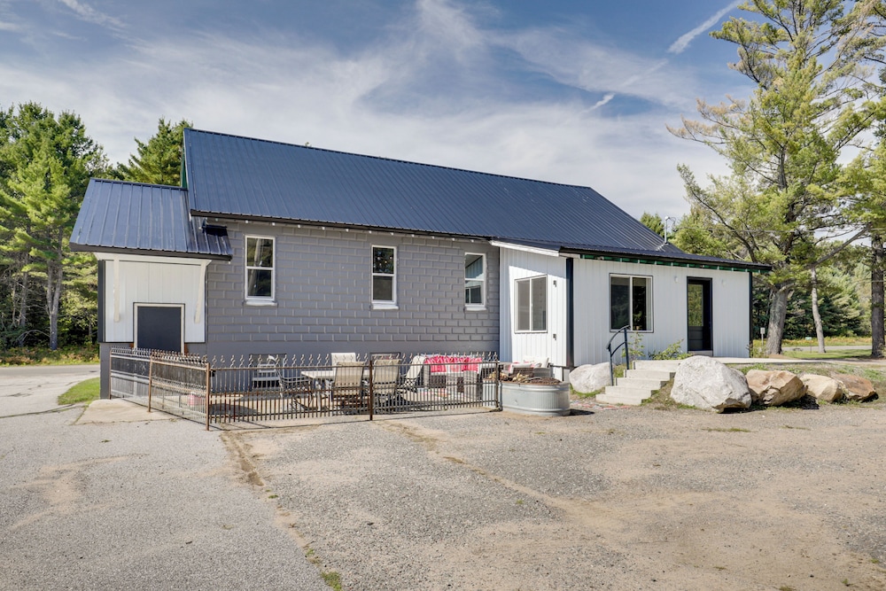 House (4 Bedrooms) photo 2
