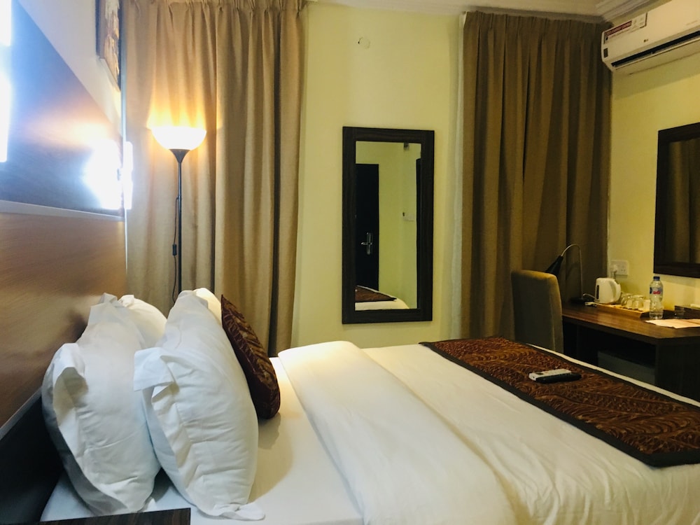 Executive Room photo 2