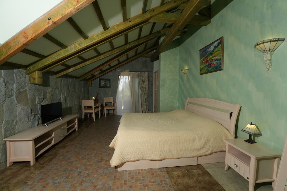 Deluxe Double or Twin Room photo 1