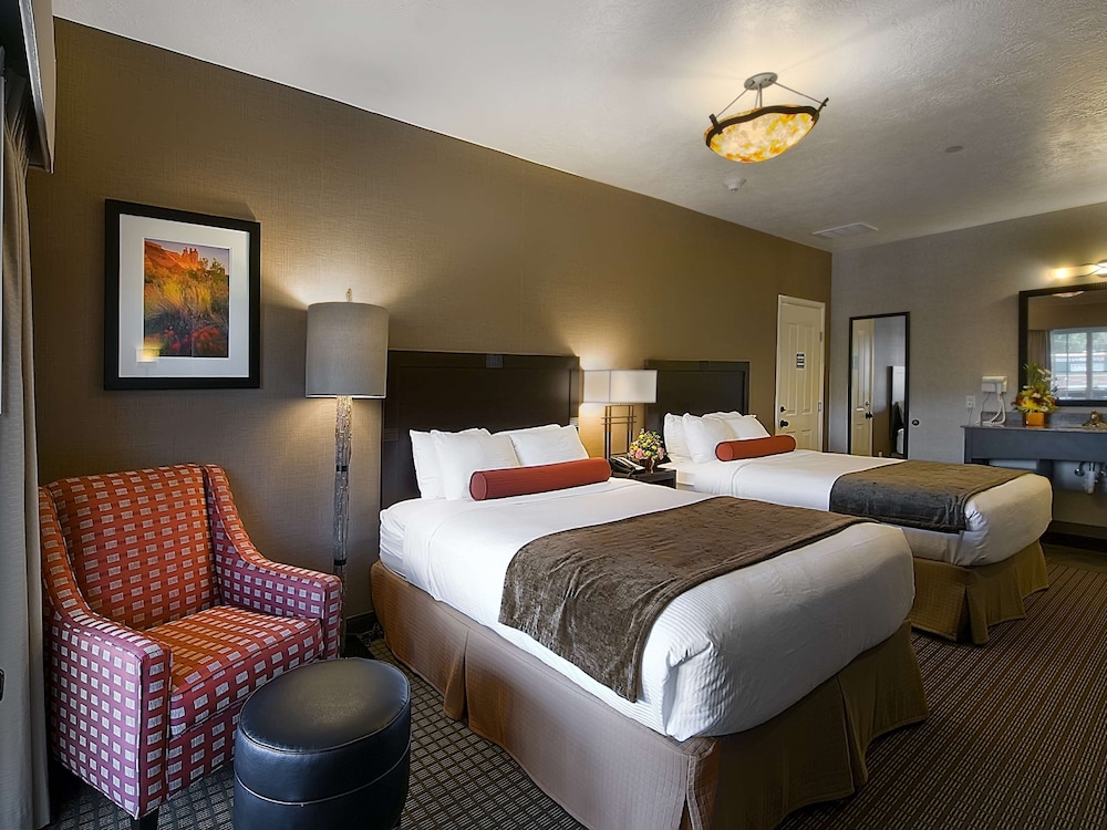 Suite, Multiple Beds, Non Smoking, Balcony