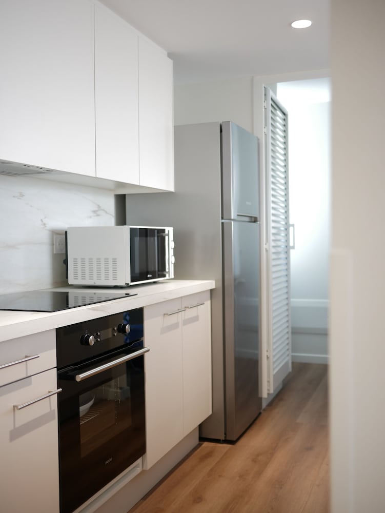 Deluxe Apartment, 3 Bedrooms, Garden View - Photo 3
