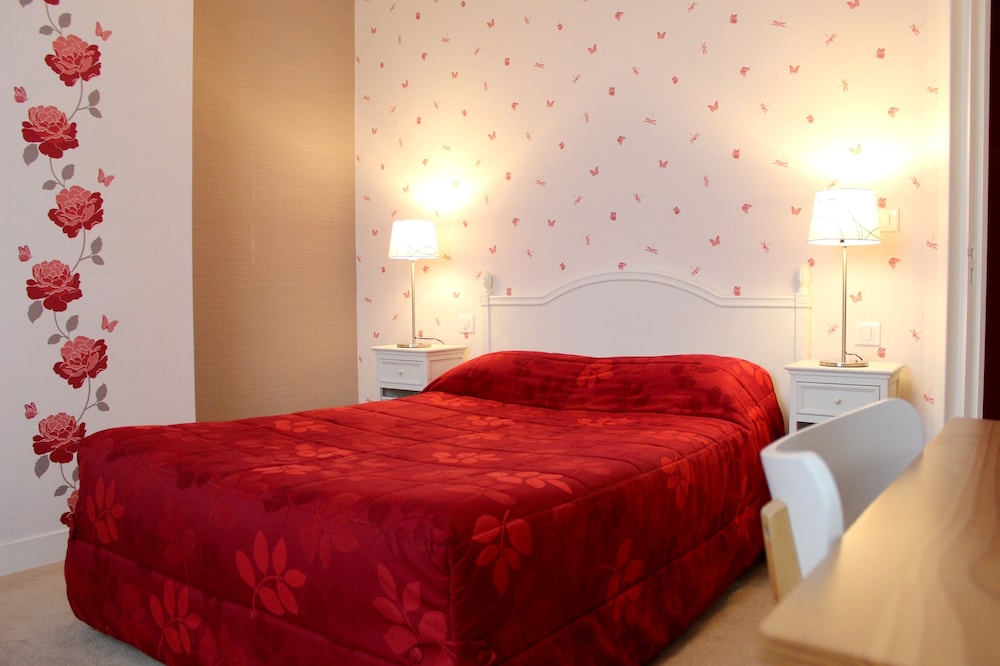 Standard Double Room photo 2