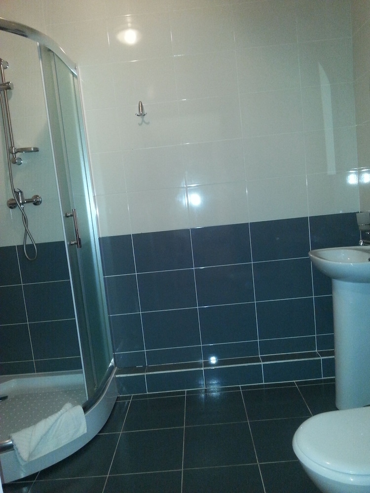 Family Quadruple Room, 4 Bedrooms photo 2
