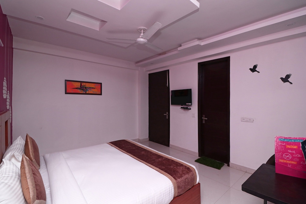 Double or Twin Room photo 2