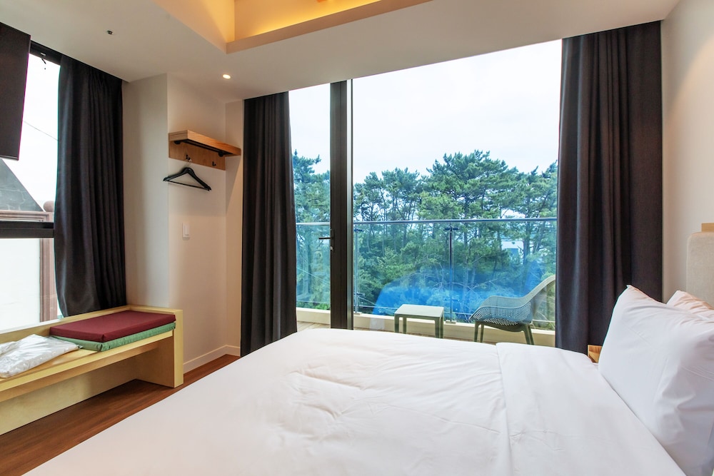 Terrace Twin Premium - Photo 3
