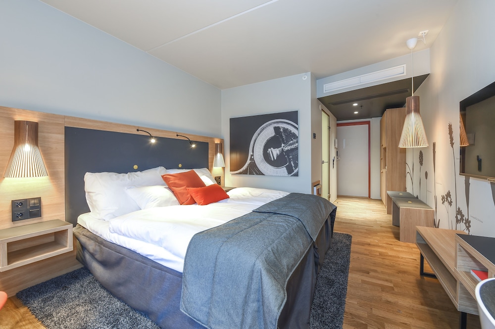 Superior Room, 1 Queen Bed