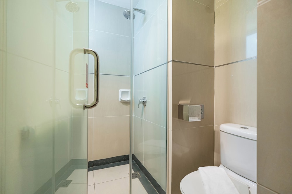 Double Room (with Window) - Photo 3