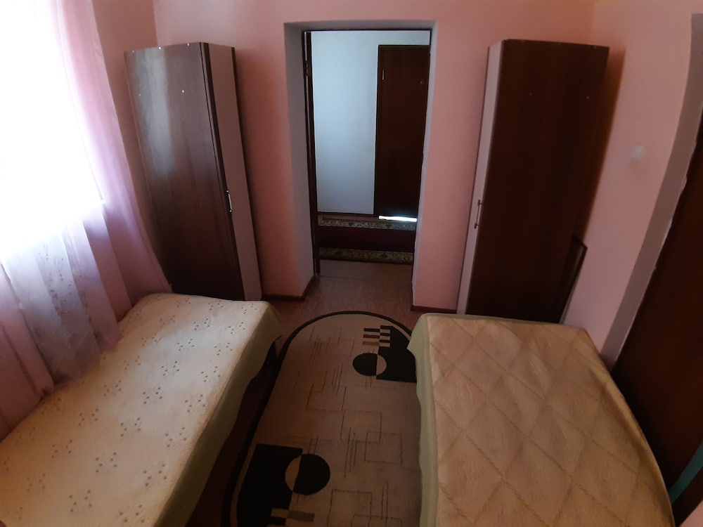 Shared Dormitory, Mixed Dorm (2 Beds) photo 1