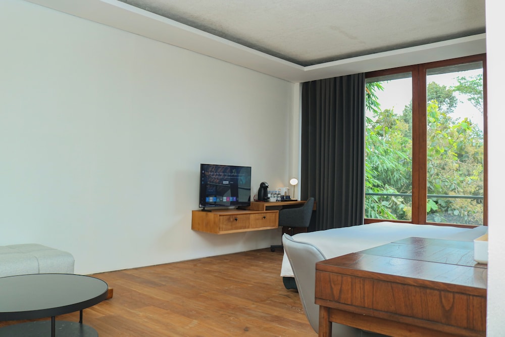 Junior Suite, Garden View photo 2