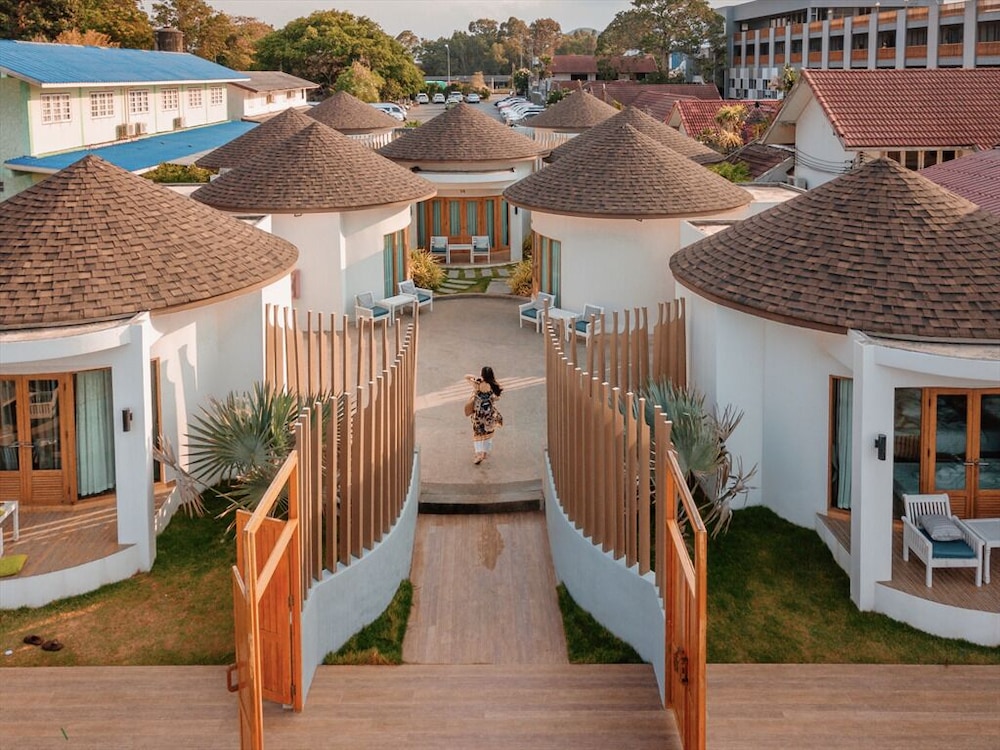 Garden Villa