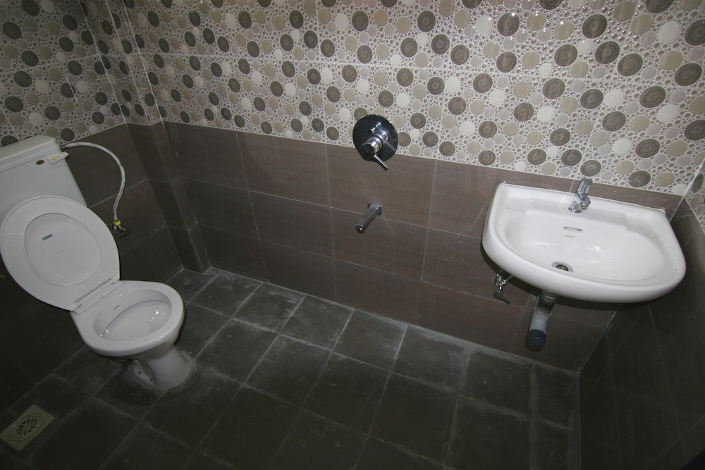 Budget Single Room photo 2