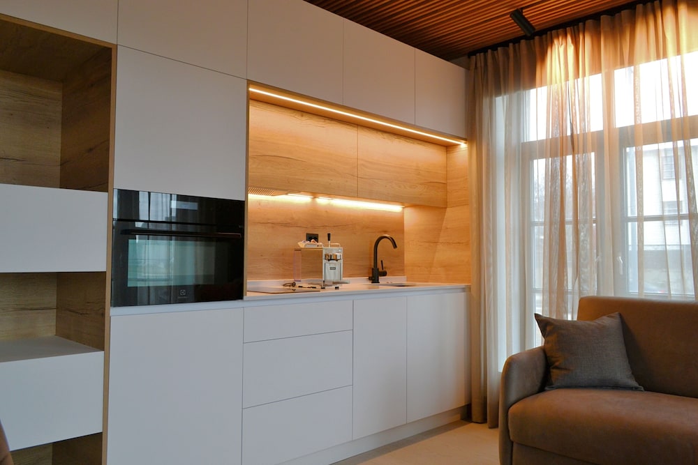 Suite - Photo 2