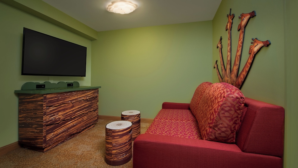 The Lion King Family Suites. Florida special accessible room with option for hearing accessibility. - Photo 3