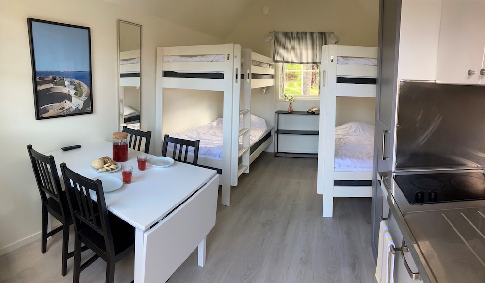Basic Cabin photo 1