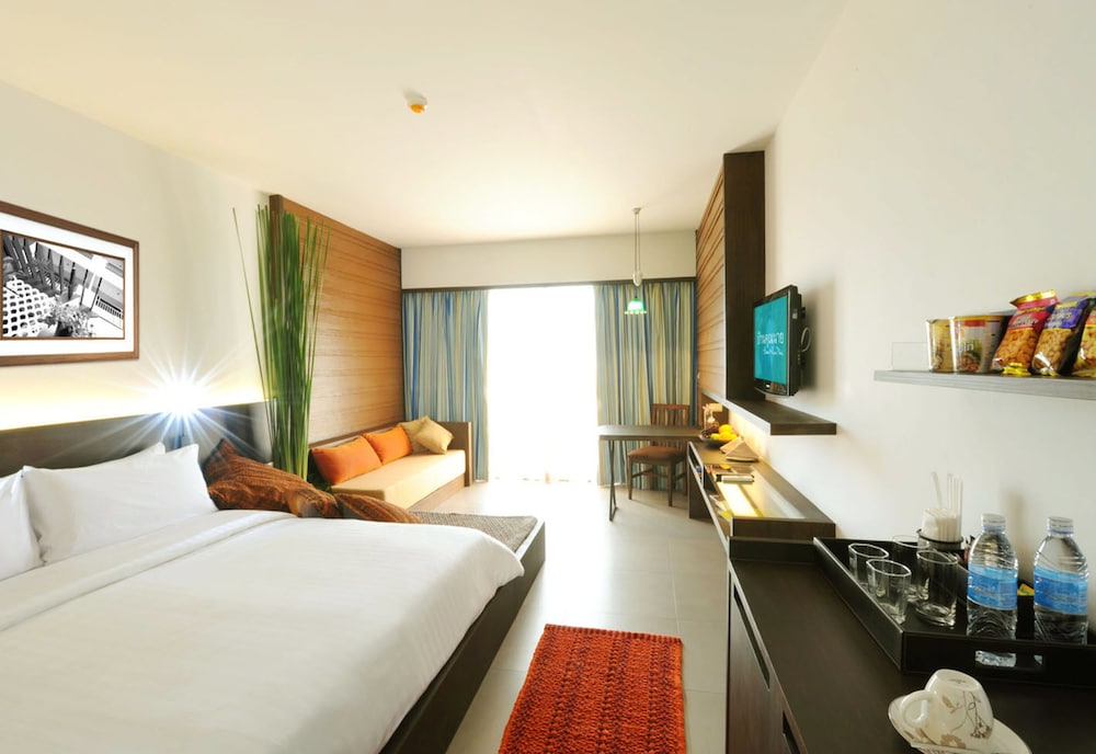 Deluxe Room - Photo 5