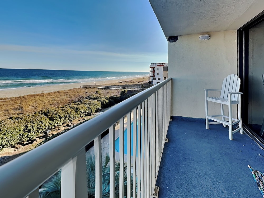 Condo (2 Bedrooms)