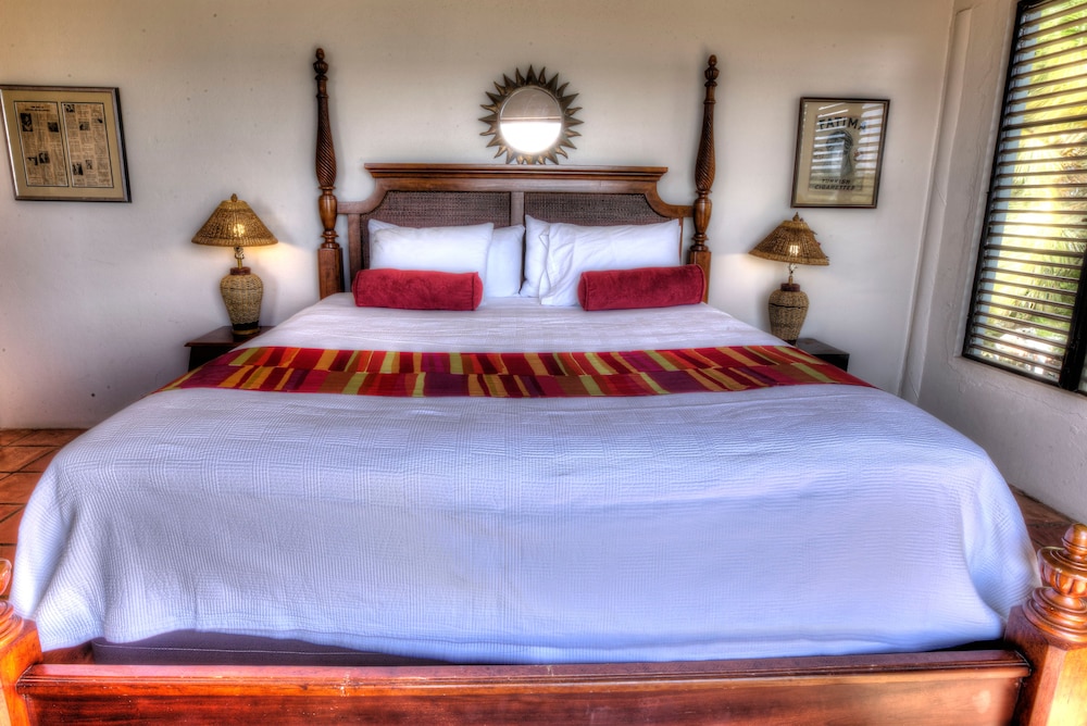 Romantic Room, 1 King Bed, Ocean View (Caribbean Rooms - King)