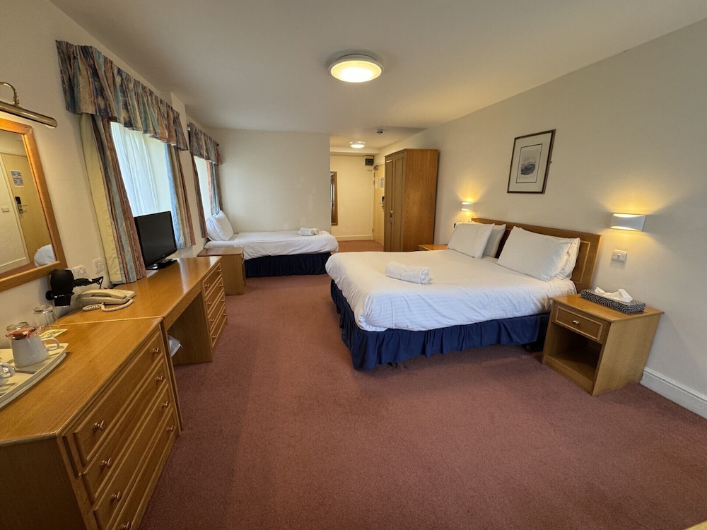 Classic Triple Room photo 2