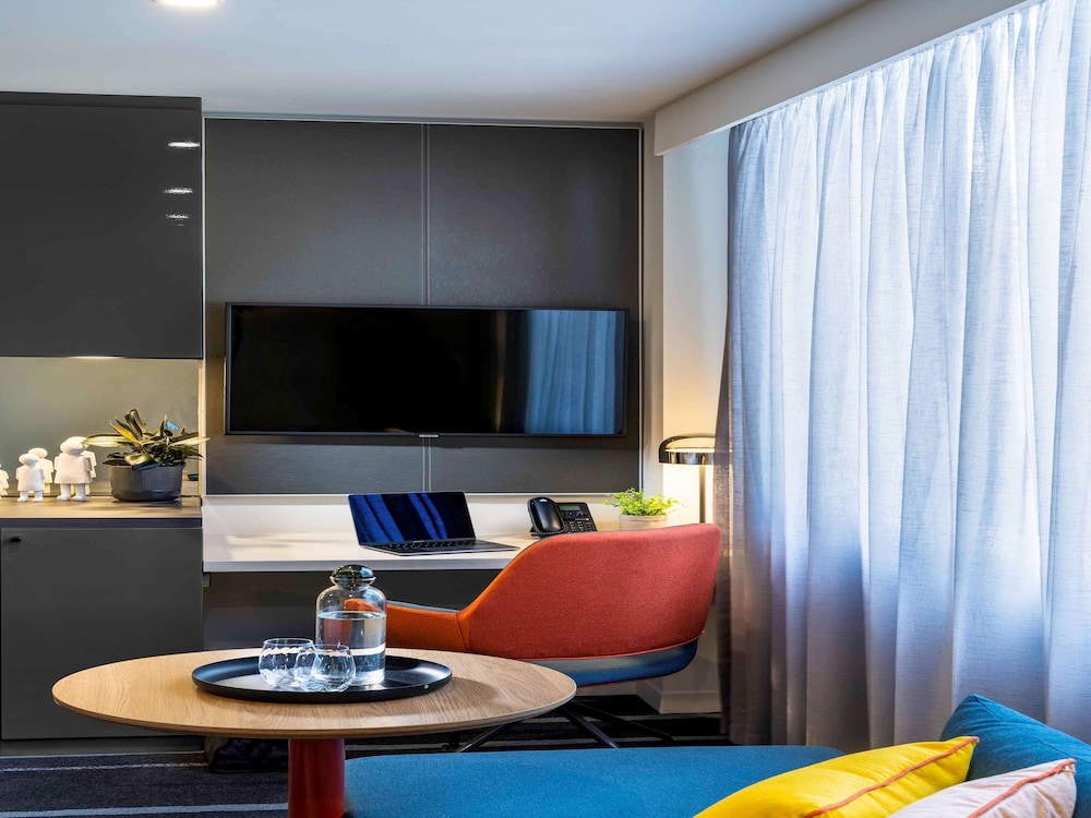 Superior Room, 1 Queen Bed - Photo 3