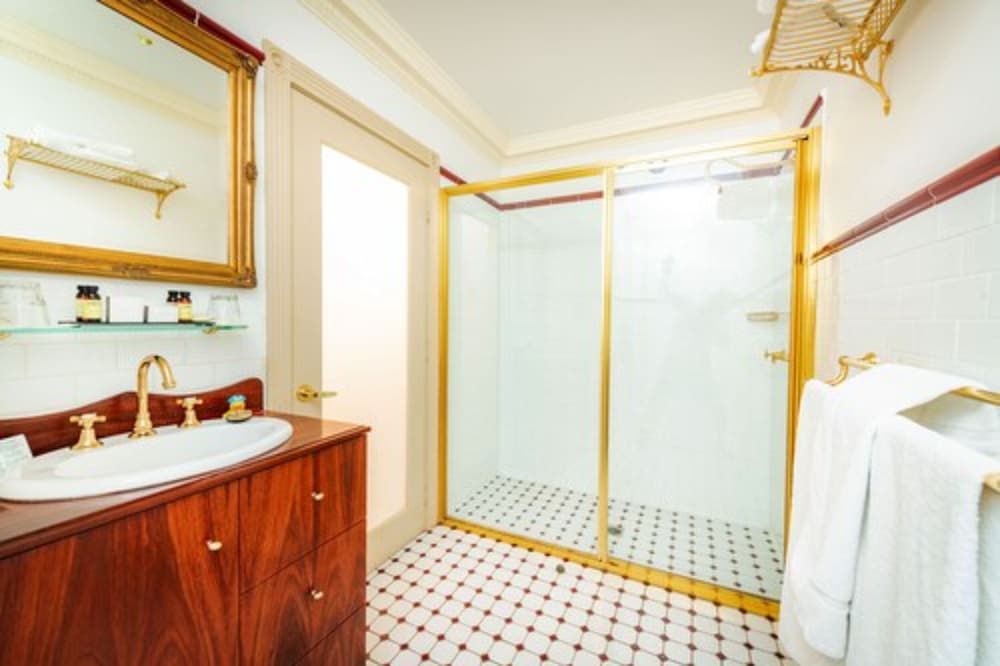 Junior Room, 1 Queen Bed, Ground Floor photo 2